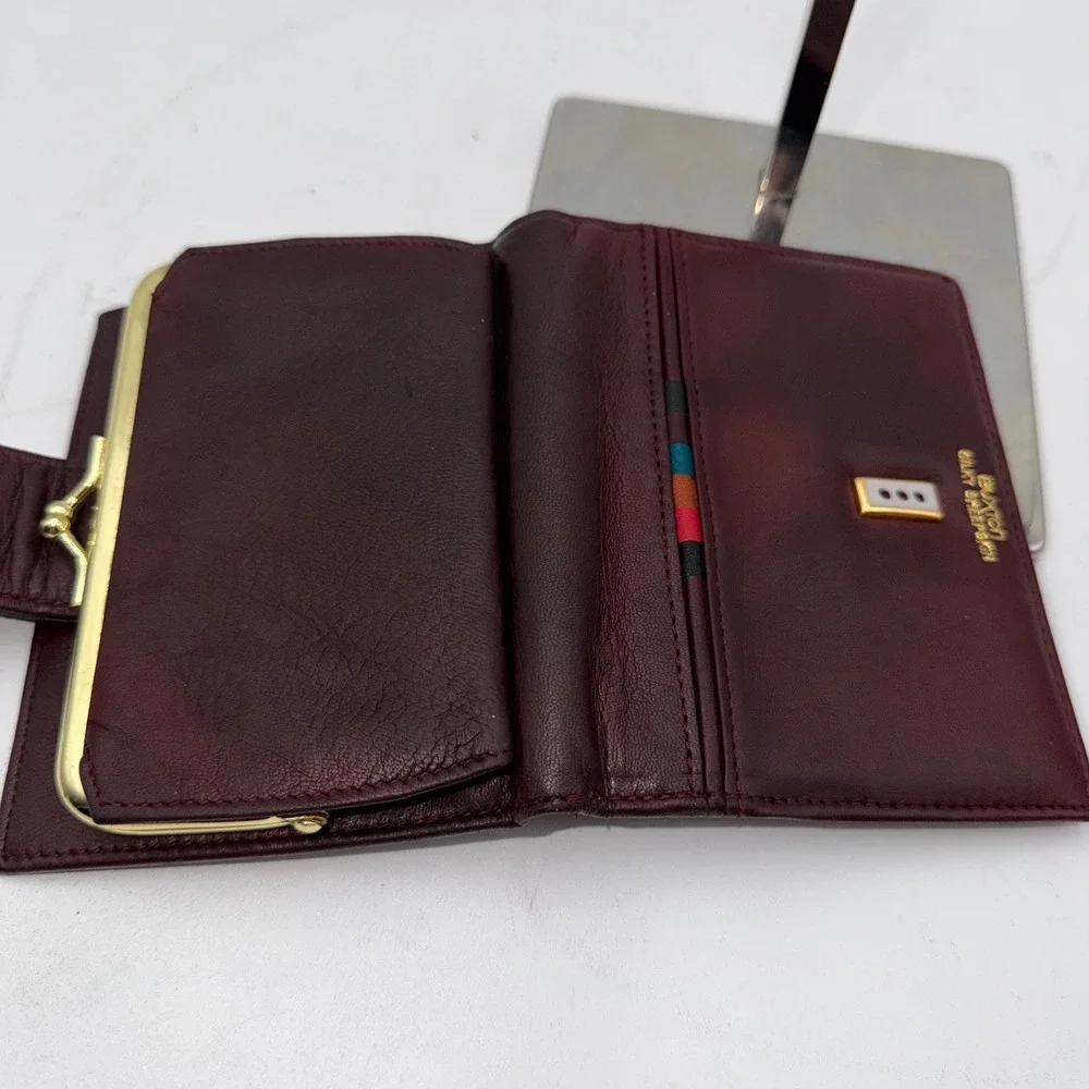Buxton Silky Sheepskin Leather Bifold Wallet Burgundy Kiss Lock Coin Purse - Picture 3 of 8